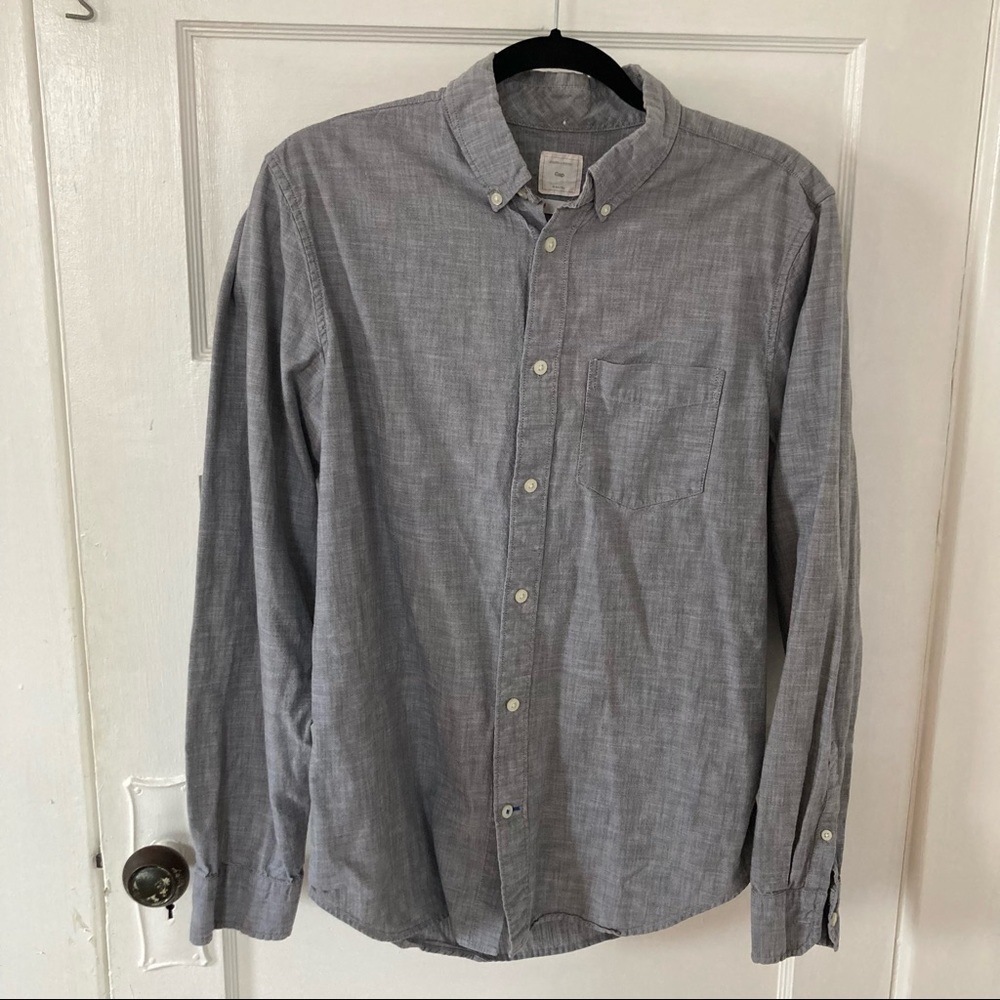Gap Men’s Gray Button-down Shirt, size M